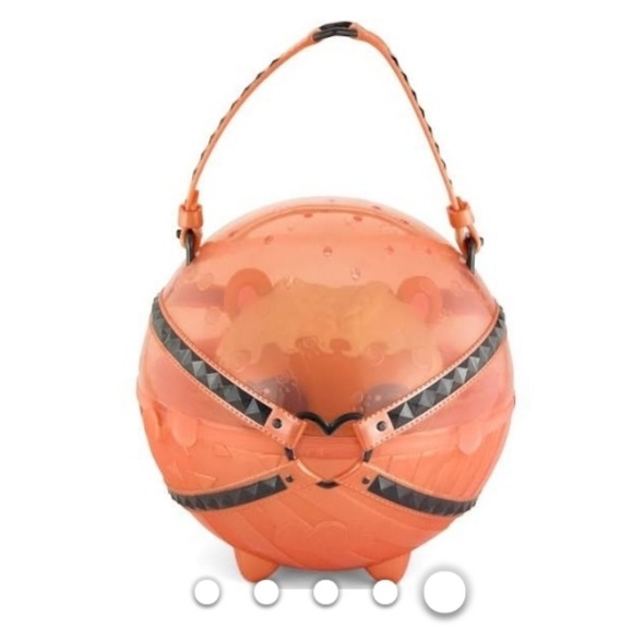 SOLD - Picture 4 of 4